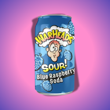 Warheads kék málna üdítő, élénk kék színnel és intenzív savanyú málna ízével, amely frissítő élményt nyújt minden kortyban.